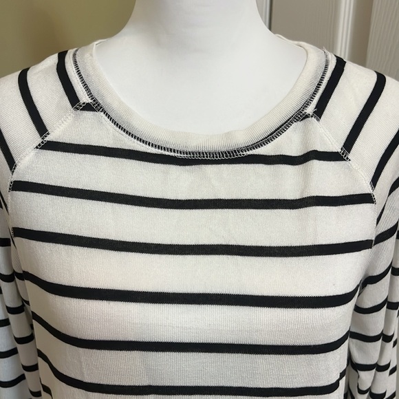NWT, Market and Spruce, Women’s, medium, knit too, Arnold Raglan Knit Top - Picture 3 of 7